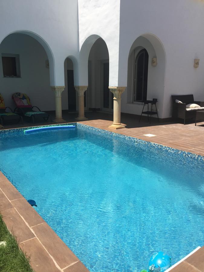 Villa Avec Piscine Triffa Exterior foto